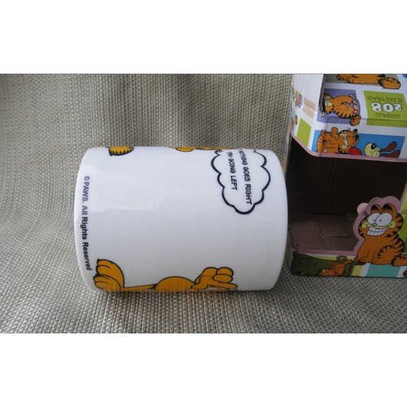 NEW by PAWS, RARE GARFIELD CERAMIC MUG 14 OUNCES, COFFEE, TEA, HOT OR COLD. - Picture 11 of 12